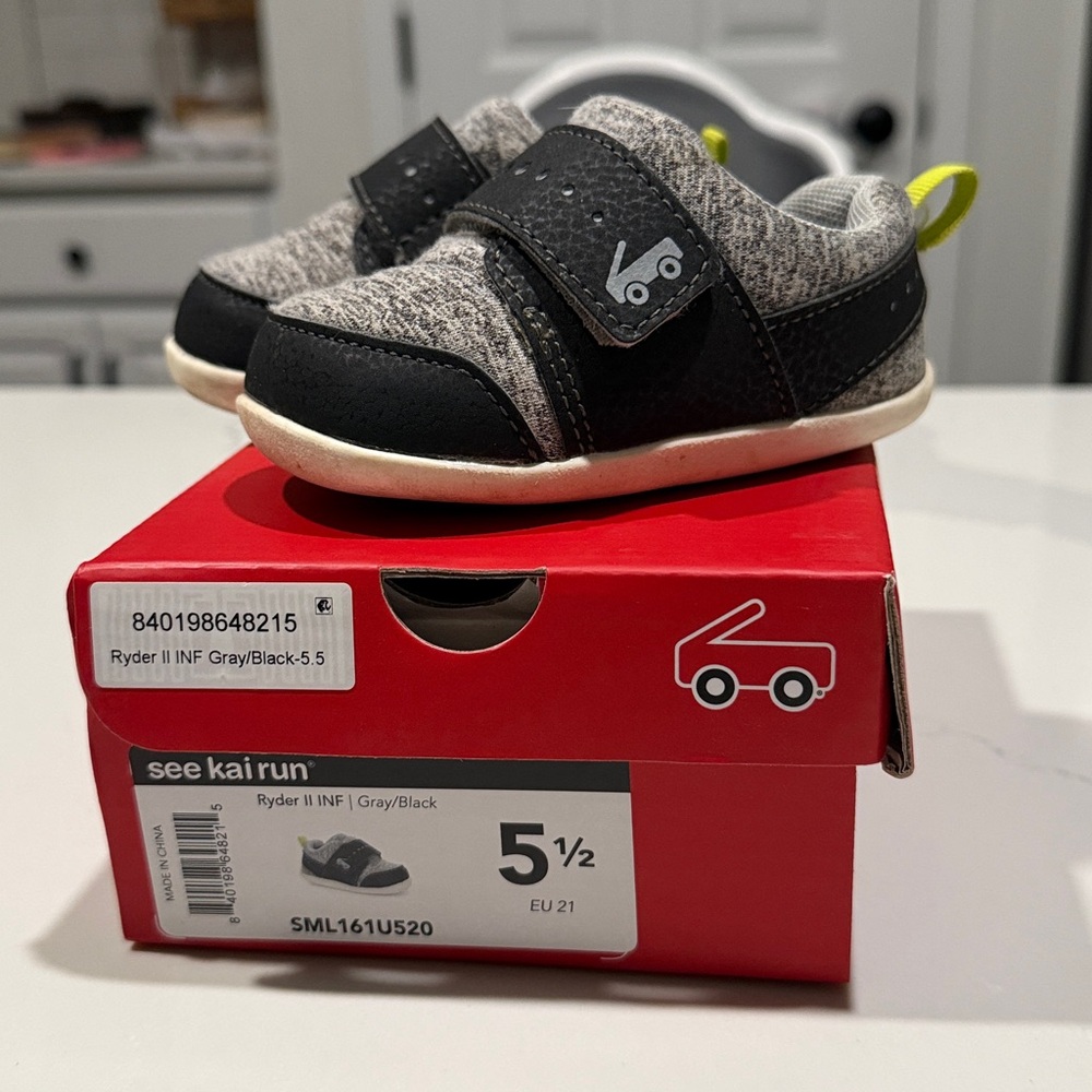 See Kai Run Gray and Black Ryder II Infant Sneakers